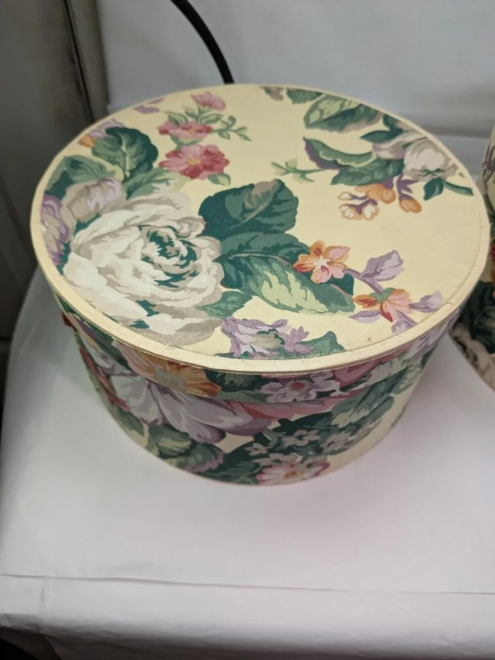 Vintage Seasons Inc charming set